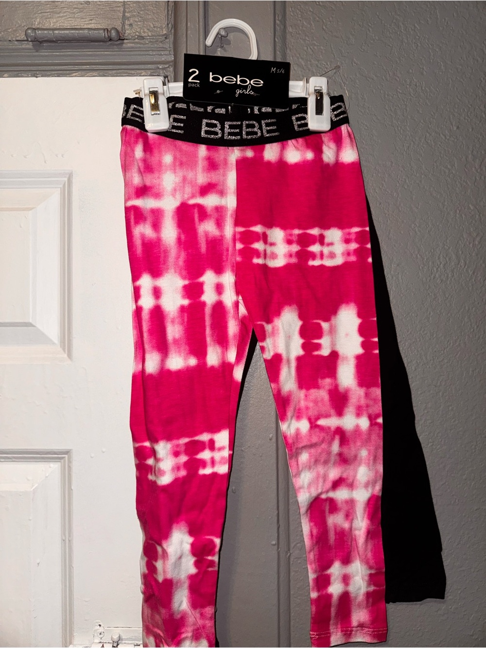 Bebe 2pack NWT girls leggings pink tie dye and black size M (5/6)
